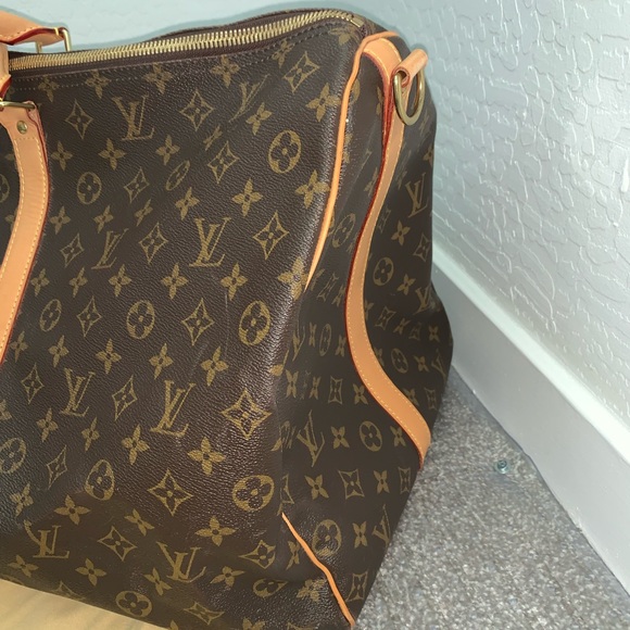 Louis Vuitton duffel bag 60 - Picture 9 of 15